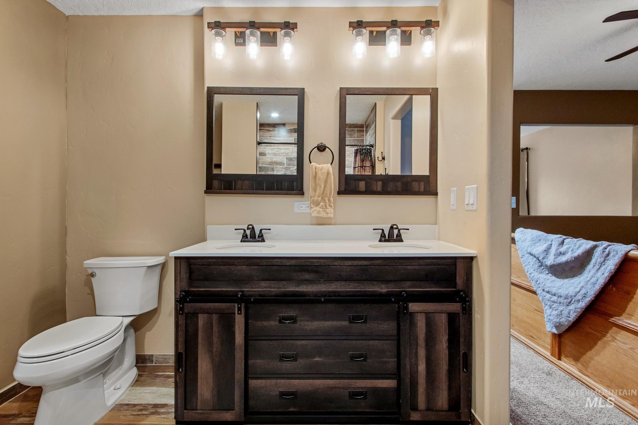 2055 W Sunny Slope Dr, Meridian, Idaho 83642-4340, 4 Bedrooms, 3.5 Bathrooms, Residential For Sale, Price $499,999,MLS 98968926