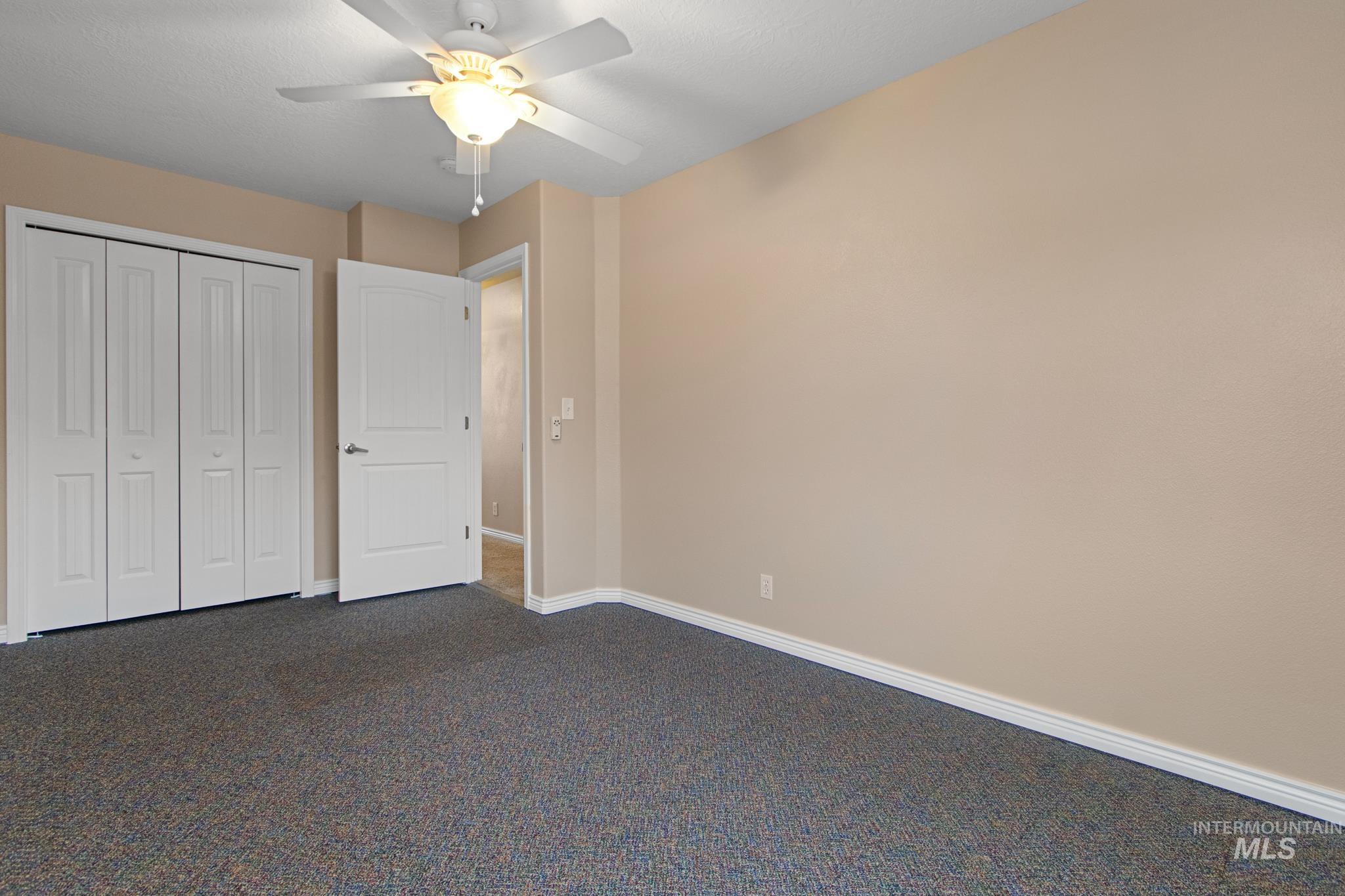 2055 W Sunny Slope Dr, Meridian, Idaho 83642-4340, 4 Bedrooms, 3.5 Bathrooms, Residential For Sale, Price $499,999,MLS 98968926