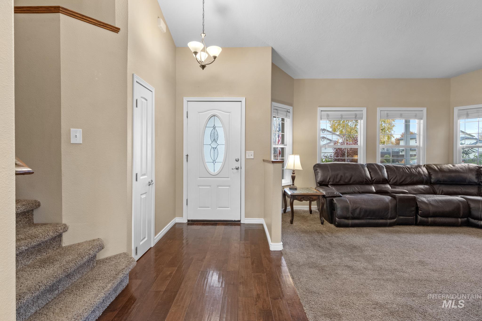 2055 W Sunny Slope Dr, Meridian, Idaho 83642-4340, 4 Bedrooms, 3.5 Bathrooms, Residential For Sale, Price $499,999,MLS 98968926