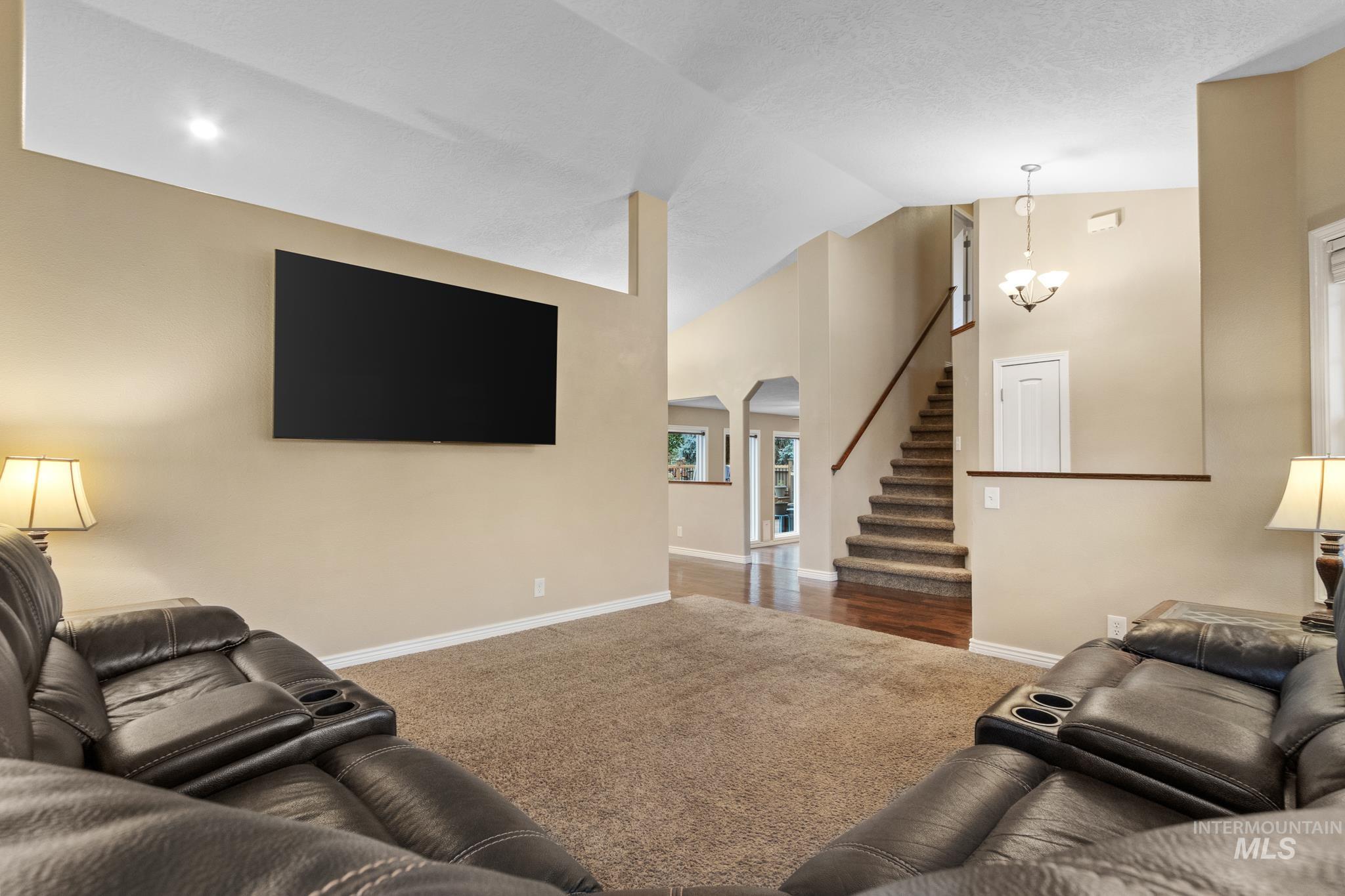 2055 W Sunny Slope Dr, Meridian, Idaho 83642-4340, 4 Bedrooms, 3.5 Bathrooms, Residential For Sale, Price $499,999,MLS 98968926