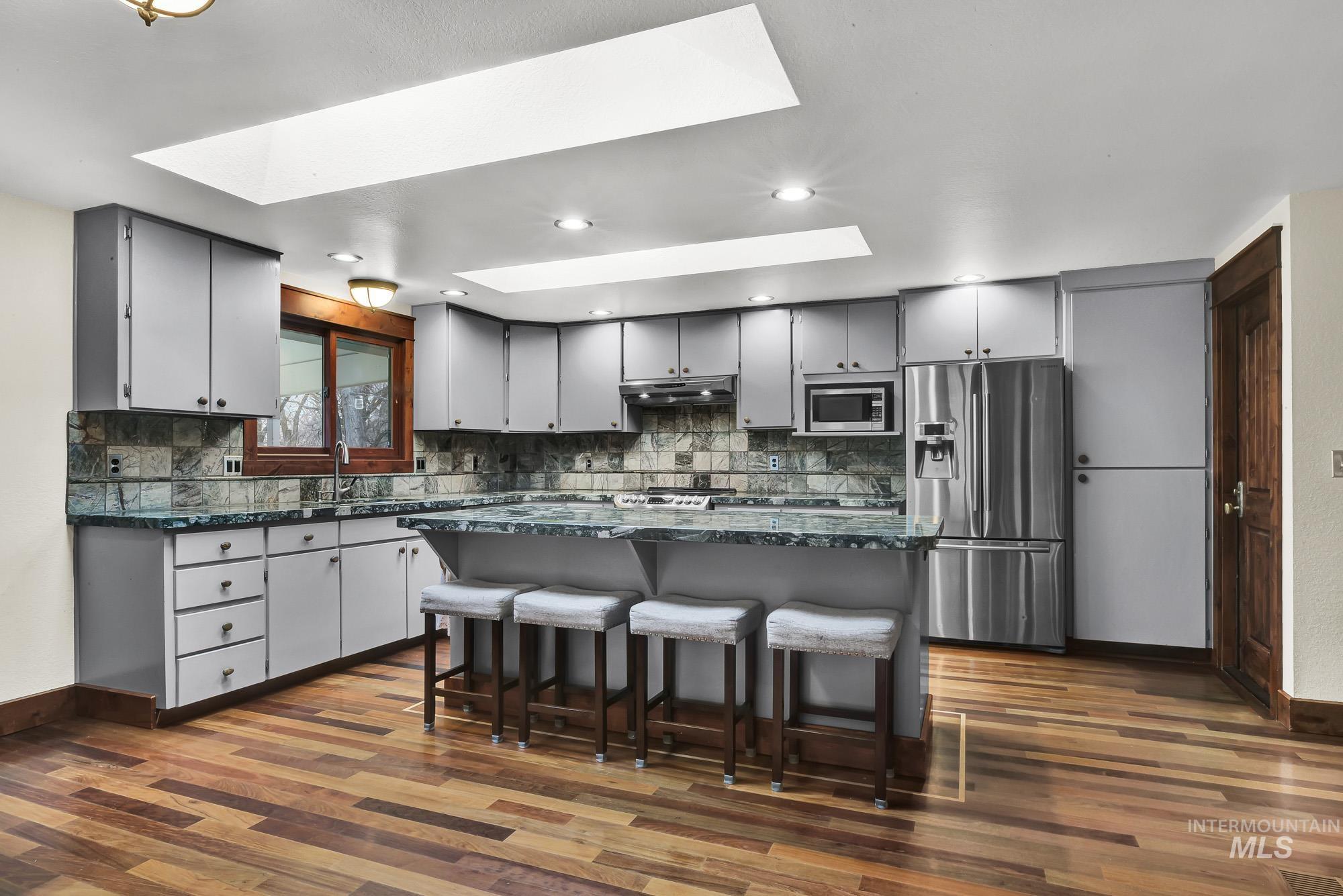 457 E Beacon Light Rd, Eagle, Idaho 83616, 4 Bedrooms, 2.5 Bathrooms, Residential For Sale, Price $874,900,MLS 98968932