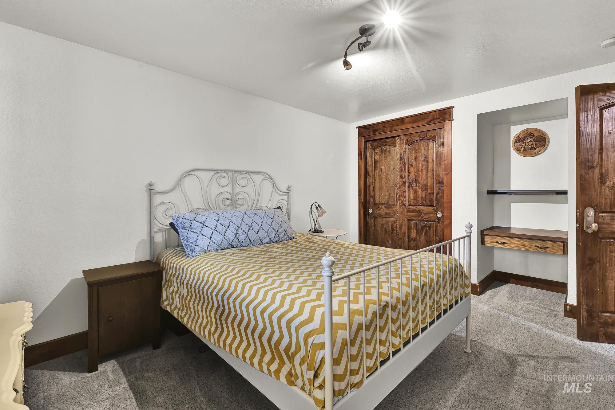 457 E Beacon Light Rd, Eagle, Idaho 83616, 4 Bedrooms, 2.5 Bathrooms, Residential For Sale, Price $874,900,MLS 98968932