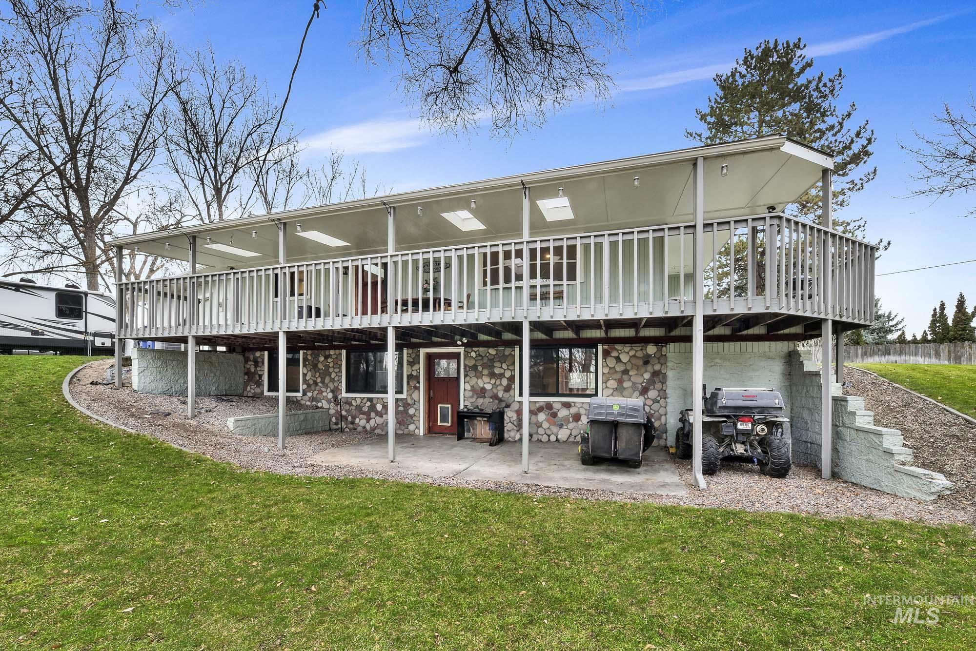 457 E Beacon Light Rd, Eagle, Idaho 83616, 4 Bedrooms, 2.5 Bathrooms, Residential For Sale, Price $874,900,MLS 98968932