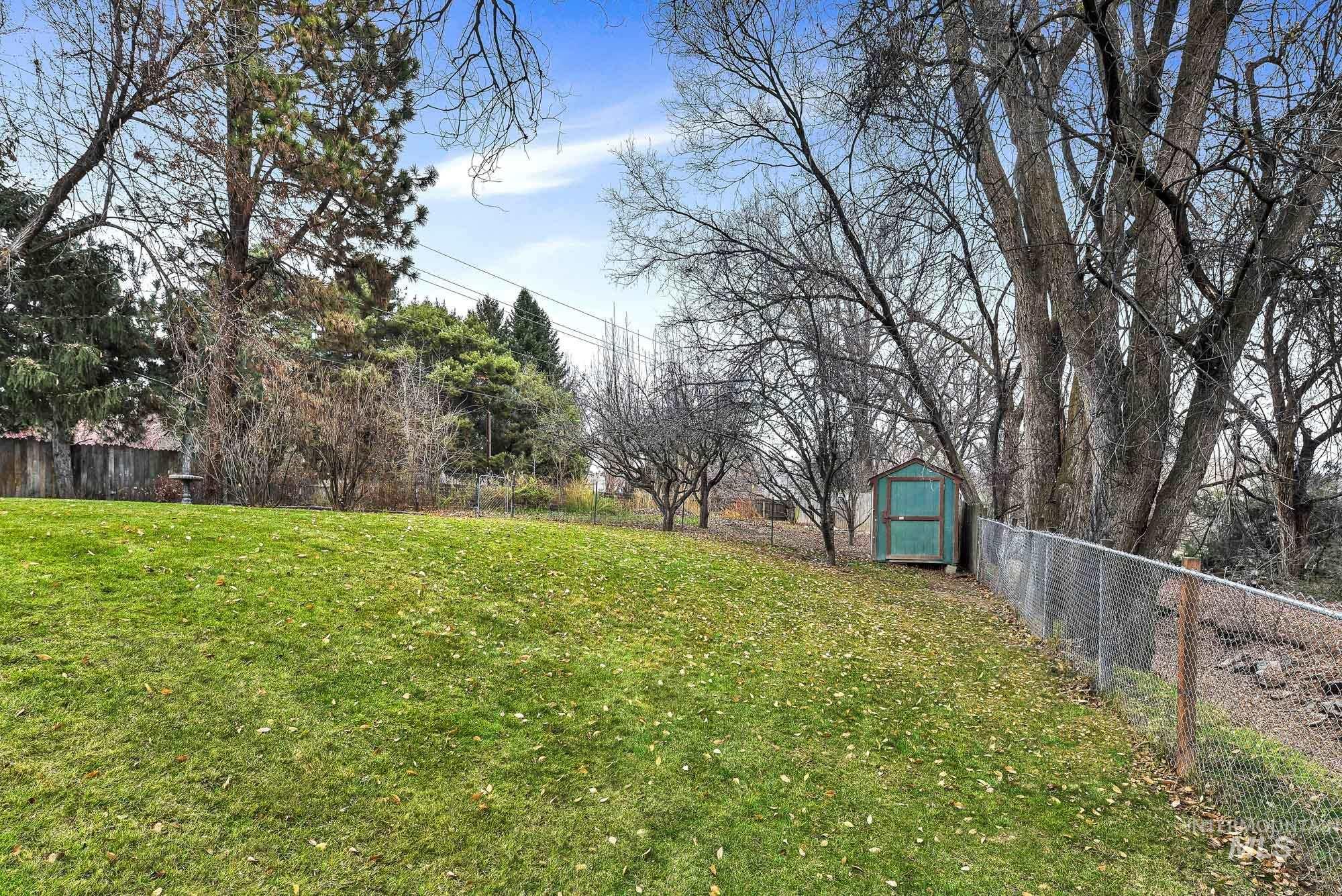 457 E Beacon Light Rd, Eagle, Idaho 83616, 4 Bedrooms, 2.5 Bathrooms, Residential For Sale, Price $874,900,MLS 98968932