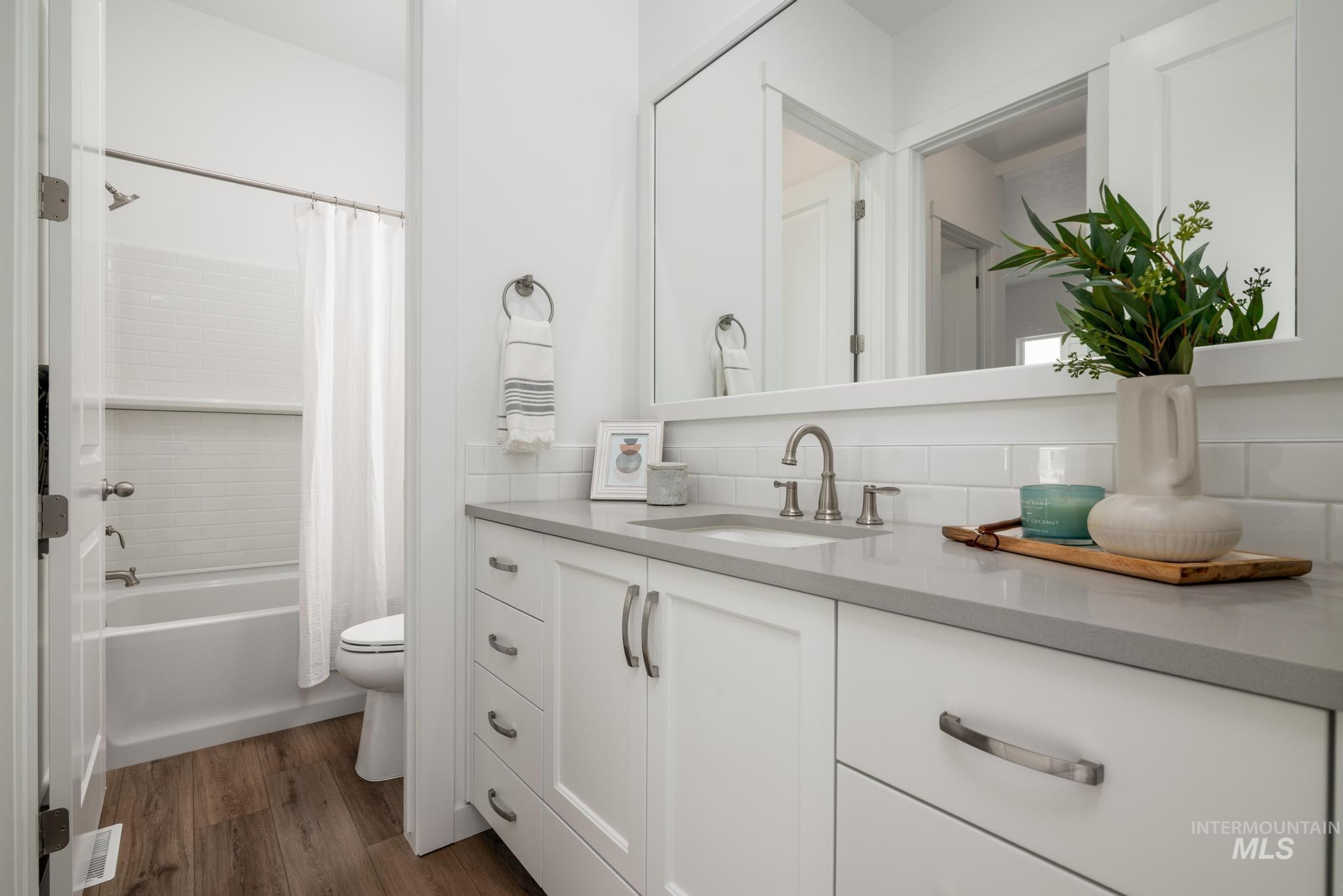 320 Orrison St, Caldwell, Idaho 83607, 3 Bedrooms, 2.5 Bathrooms, Residential For Sale, Price $484,000,MLS 98968933