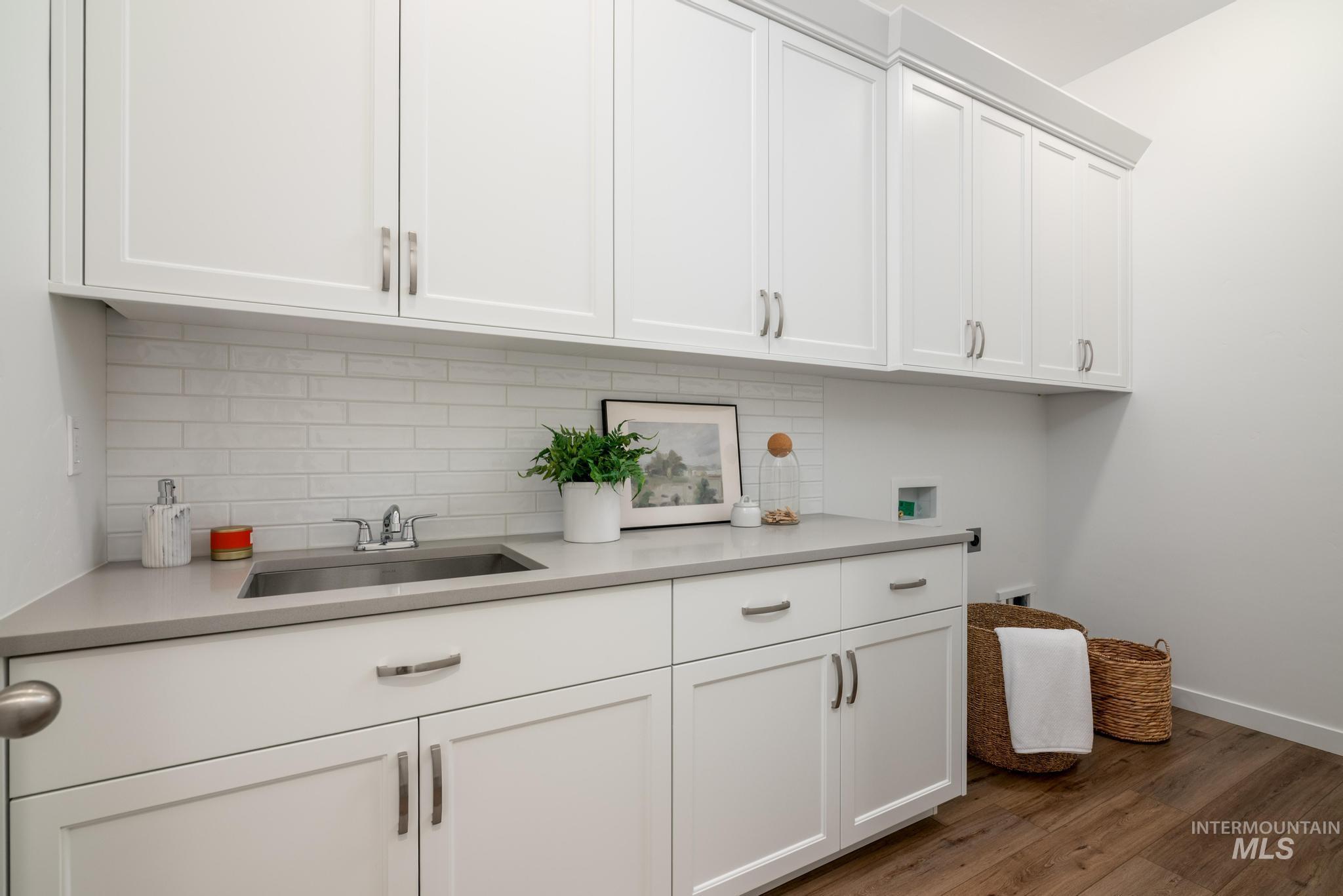 320 Orrison St, Caldwell, Idaho 83607, 3 Bedrooms, 2.5 Bathrooms, Residential For Sale, Price $484,000,MLS 98968933