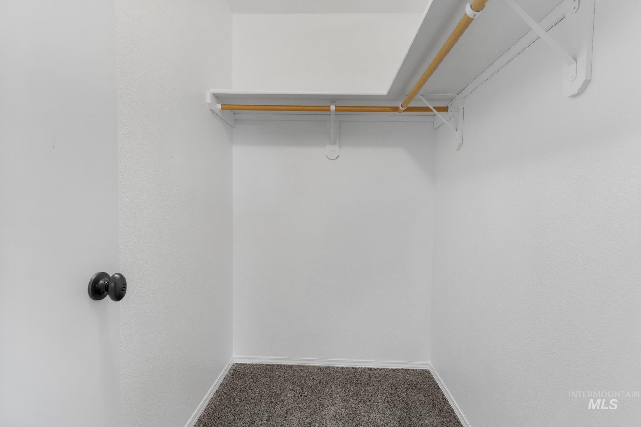 4869 W Mystic Cove Way, Garden City, Idaho 83714, 3 Bedrooms, 2 Bathrooms, Residential For Sale, Price $450,000,MLS 98968937