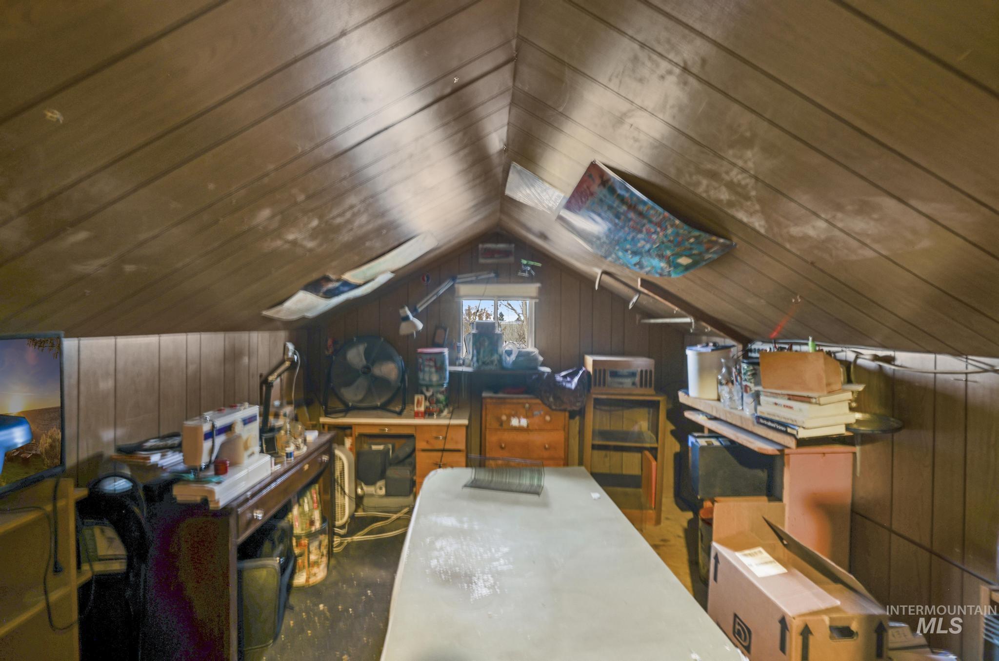 669 Locust St S, Twin Falls, Idaho 83301, 4 Bedrooms, 1 Bathroom, Residential For Sale, Price $209,990,MLS 98968946