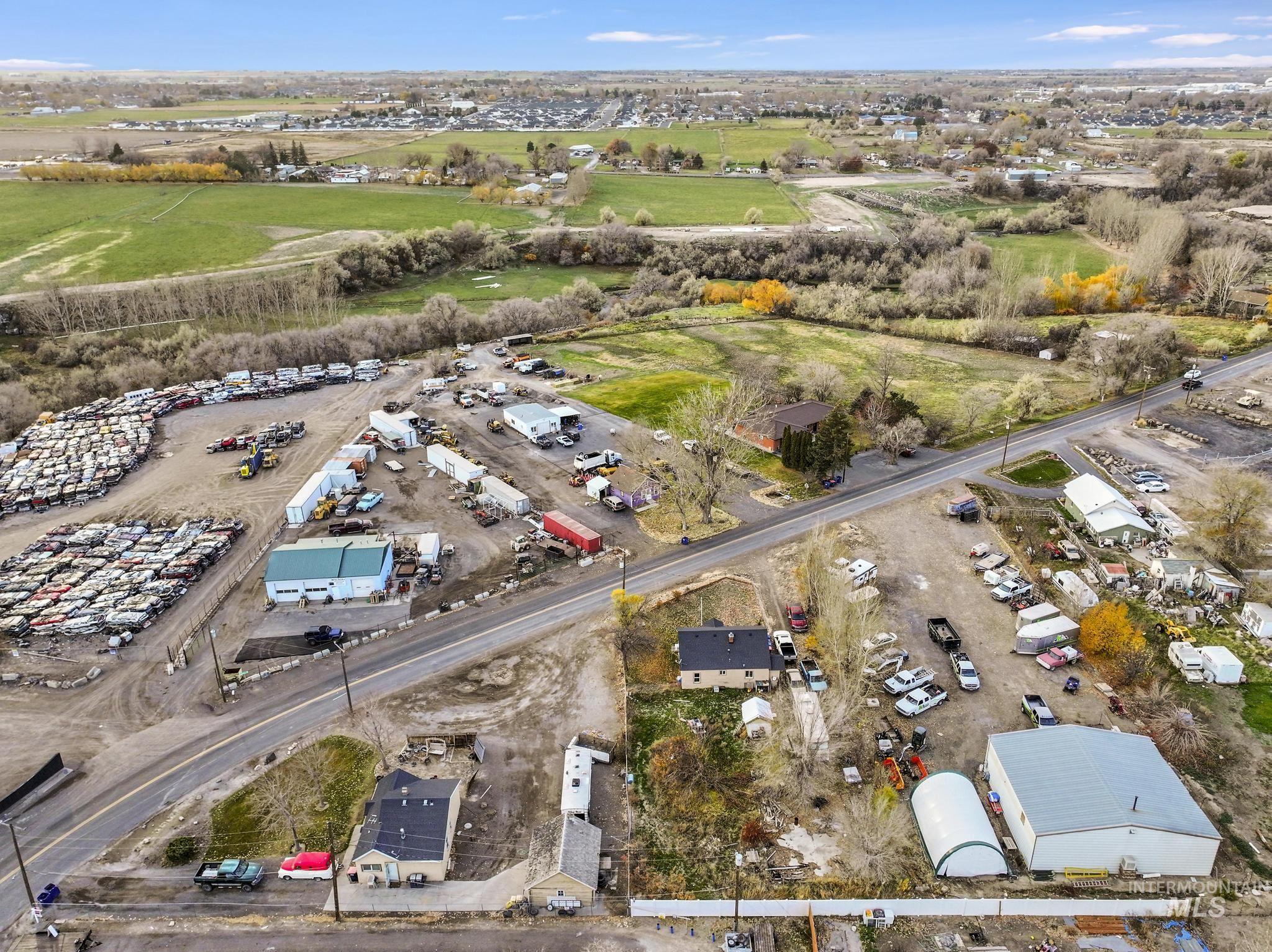 669 Locust St S, Twin Falls, Idaho 83301, 4 Bedrooms, 1 Bathroom, Residential For Sale, Price $209,990,MLS 98968946