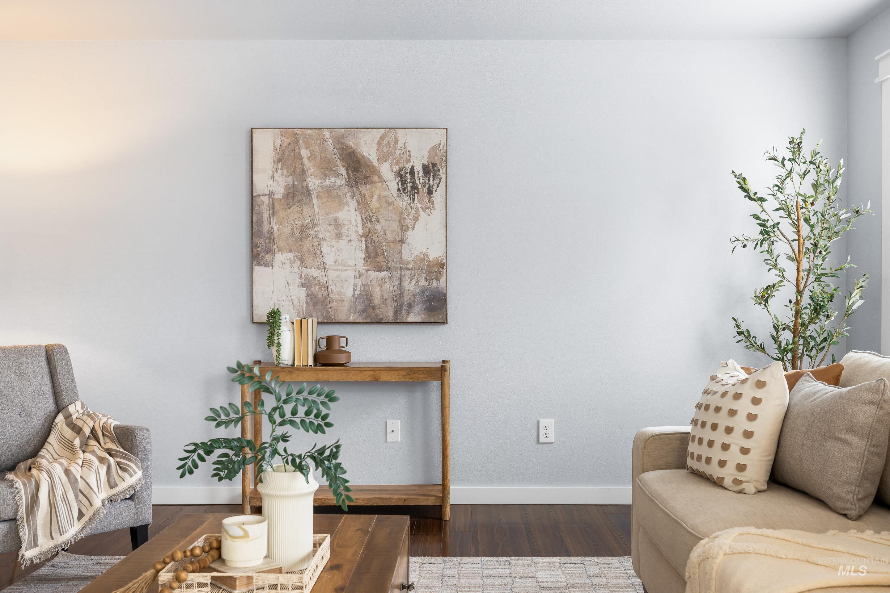 11320 W Meadowbreeze Court, Star, Idaho 83699, 5 Bedrooms, 2.5 Bathrooms, Residential For Sale, Price $465,000,MLS 98968949