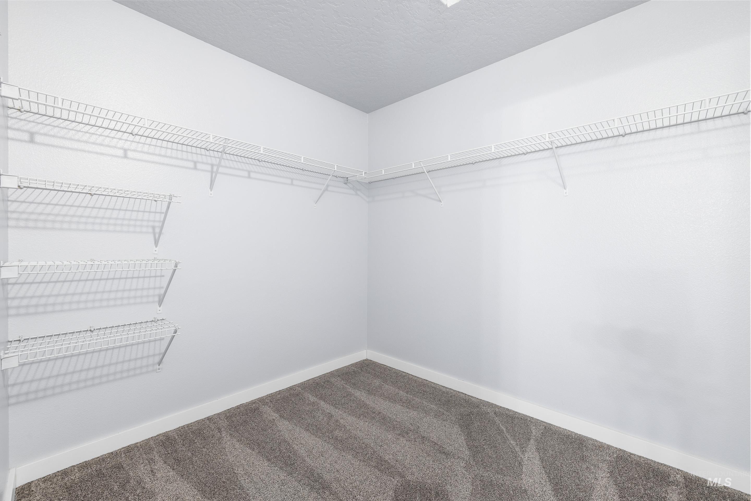 11320 W Meadowbreeze Court, Star, Idaho 83699, 5 Bedrooms, 2.5 Bathrooms, Residential For Sale, Price $465,000,MLS 98968949