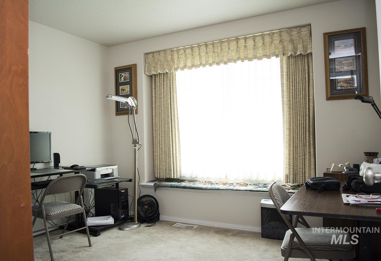 1520 Pilot St., Payette, Idaho 83661, 3 Bedrooms, 2 Bathrooms, Rental For Rent, Price $1,895, 98968950