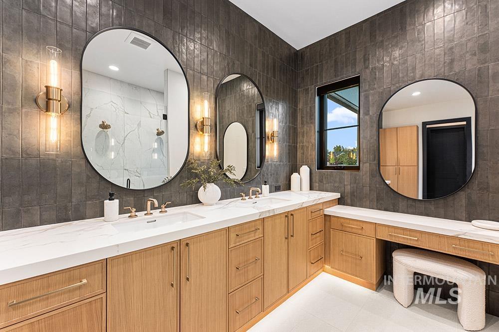 2444 W Floating Feather Rd, Eagle, Idaho 83616, 4 Bedrooms, 4.5 Bathrooms, Residential For Sale, Price $3,495,000, 98968955