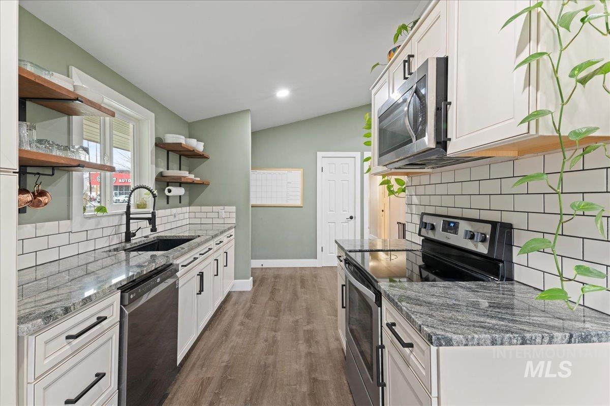 1502 S Atlantic St, Boise, Idaho 83705, 3 Bedrooms, 1 Bathroom, Residential For Sale, Price $369,990,MLS 98968957