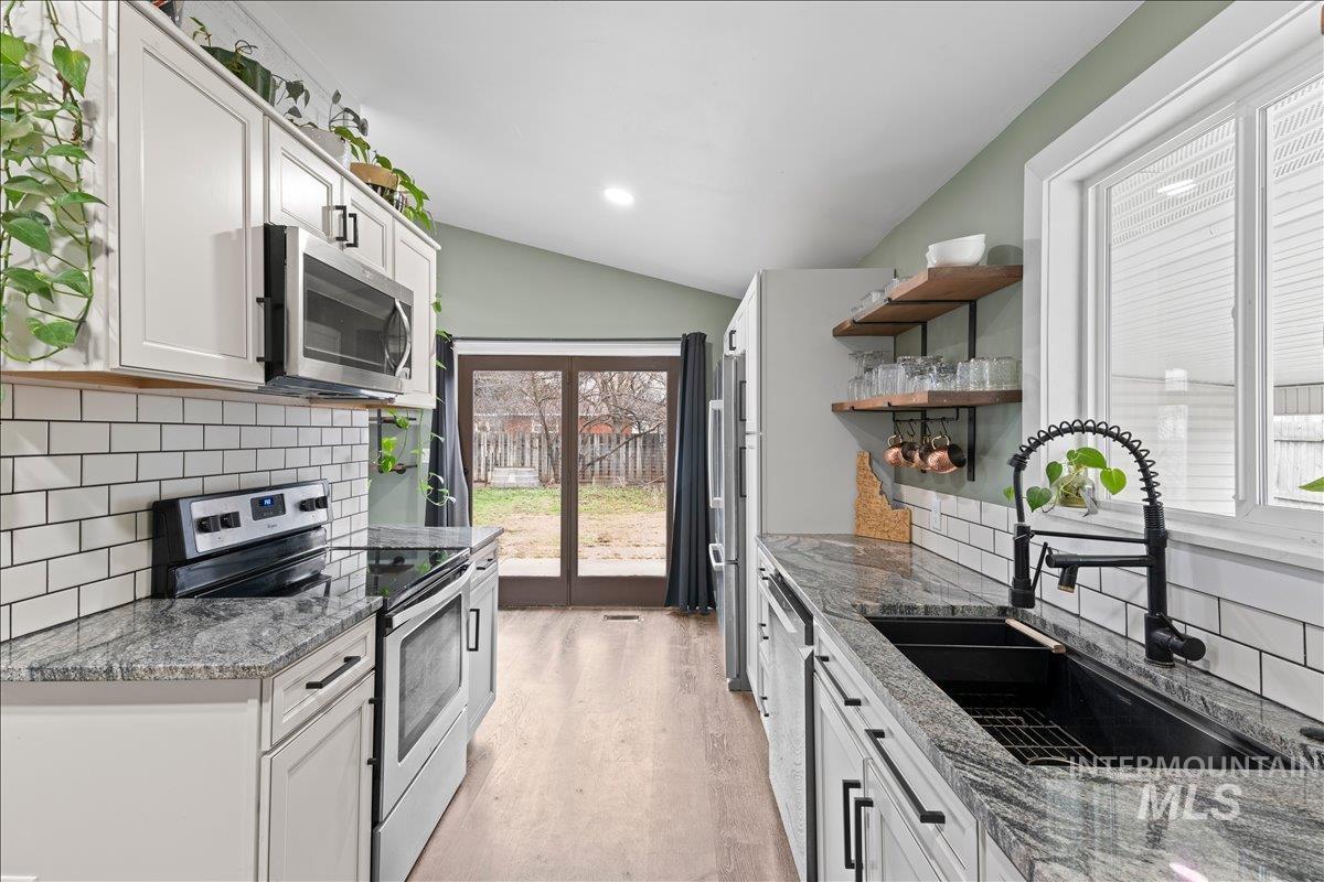 1502 S Atlantic St, Boise, Idaho 83705, 3 Bedrooms, 1 Bathroom, Residential For Sale, Price $369,990,MLS 98968957