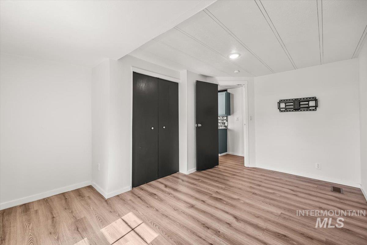 1410 W Flamingo Avenue #108, Nampa, Idaho 83651, 3 Bedrooms, 1.5 Bathrooms, Residential For Sale, Price $129,900,MLS 98968973