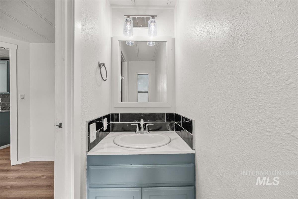 1410 W Flamingo Avenue #108, Nampa, Idaho 83651, 3 Bedrooms, 1.5 Bathrooms, Residential For Sale, Price $129,900,MLS 98968973