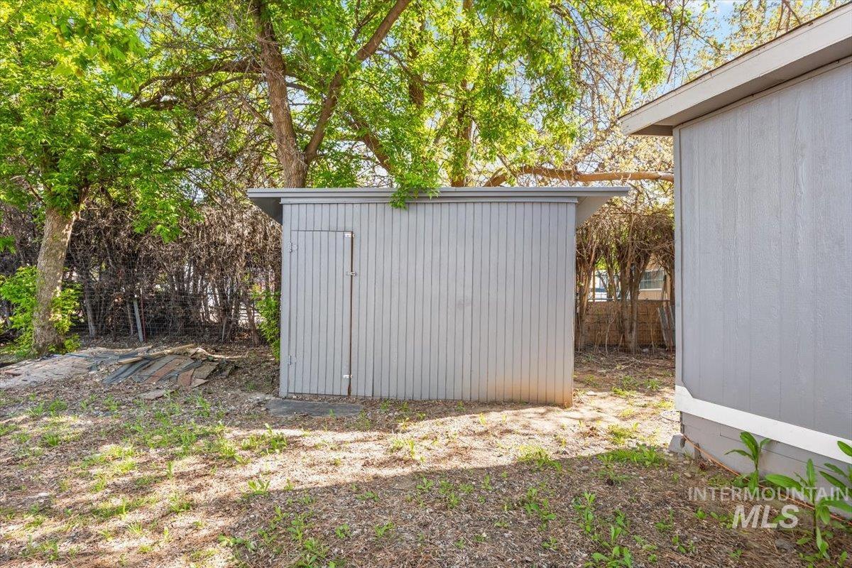 1410 W Flamingo Avenue #108, Nampa, Idaho 83651, 3 Bedrooms, 1.5 Bathrooms, Residential For Sale, Price $122,900, 98968973