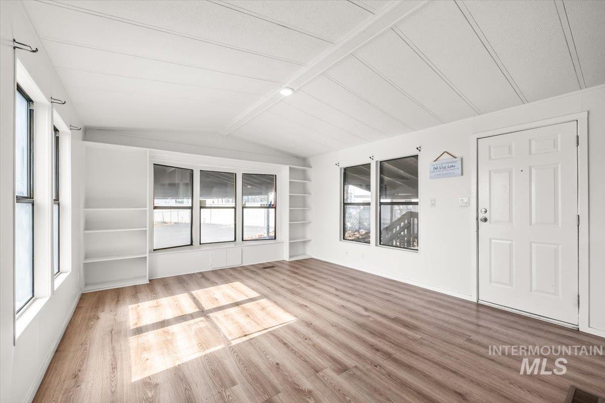 1410 W Flamingo Avenue #108, Nampa, Idaho 83651, 3 Bedrooms, 1.5 Bathrooms, Residential For Sale, Price $129,900,MLS 98968973