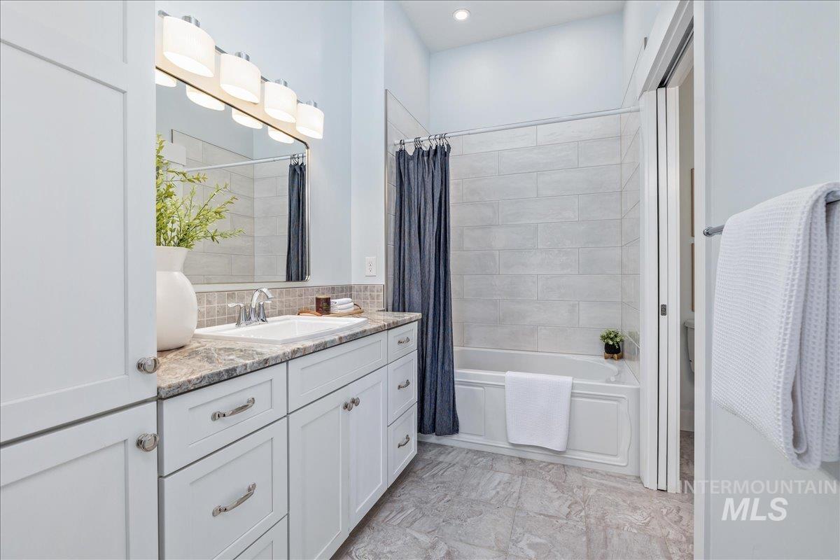 3772 N Willowbar Ln, Garden City, Idaho 83714, 4 Bedrooms, 3.5 Bathrooms, Residential For Sale, Price $2,775,000, 98968978