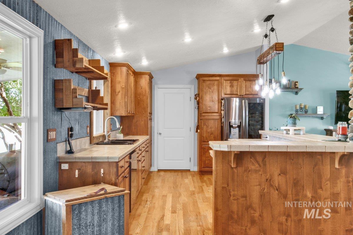 12195 S Hawk Haven Ave, Kuna, Idaho 83634-2601, 4 Bedrooms, 3 Bathrooms, Residential For Sale, Price $1,250,000,MLS 98968988