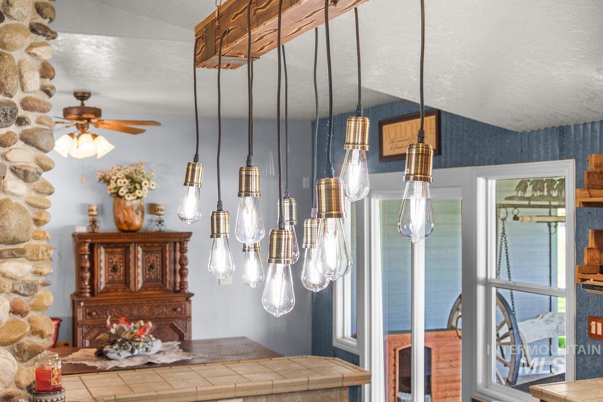 12195 S Hawk Haven Ave, Kuna, Idaho 83634-2601, 4 Bedrooms, 3 Bathrooms, Residential For Sale, Price $1,250,000,MLS 98968988