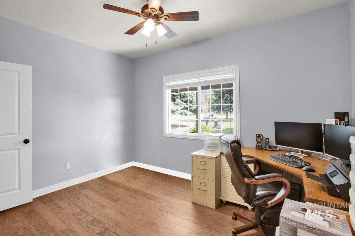 12195 S Hawk Haven Ave, Kuna, Idaho 83634-2601, 4 Bedrooms, 3 Bathrooms, Residential For Sale, Price $1,250,000,MLS 98968988