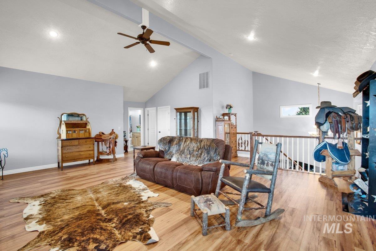 12195 S Hawk Haven Ave, Kuna, Idaho 83634-2601, 4 Bedrooms, 3 Bathrooms, Residential For Sale, Price $1,250,000,MLS 98968988