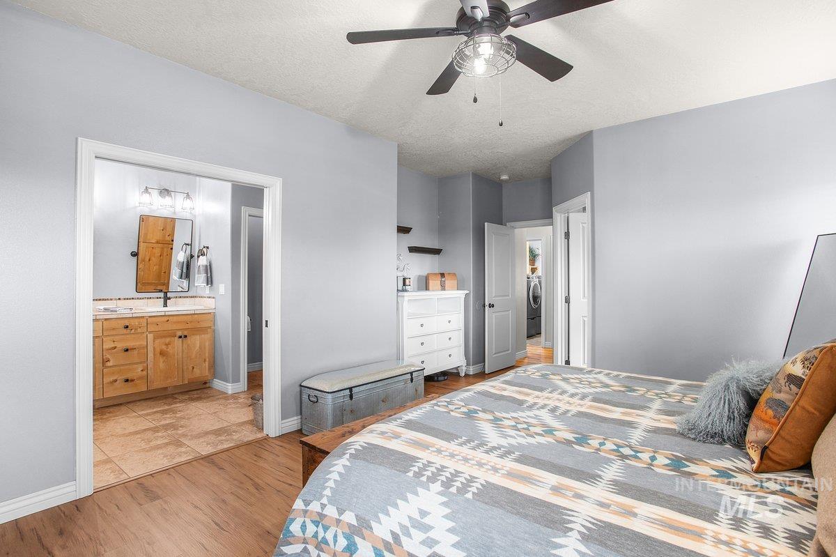 12195 S Hawk Haven Ave, Kuna, Idaho 83634-2601, 4 Bedrooms, 3 Bathrooms, Residential For Sale, Price $1,250,000,MLS 98968988