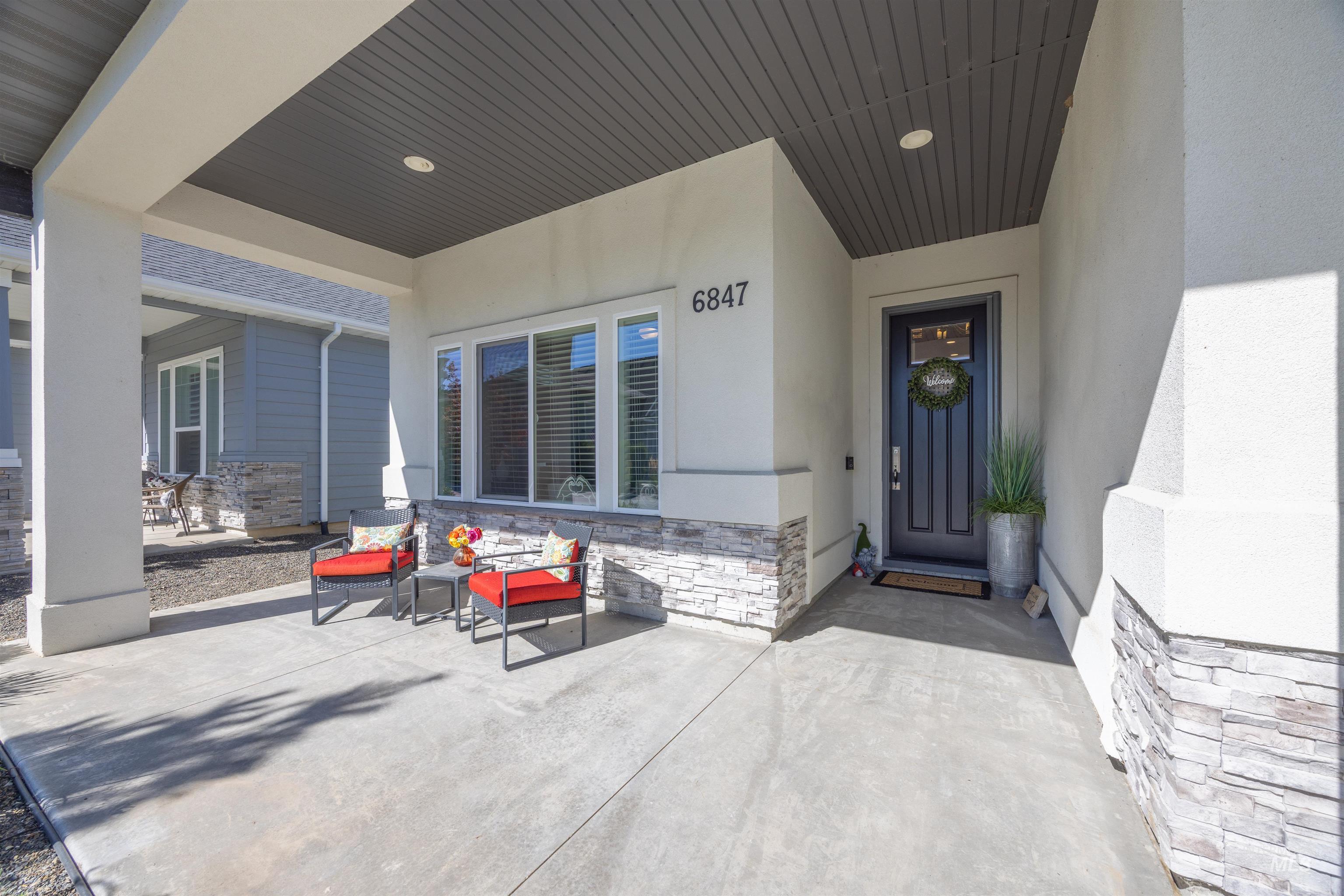 6847 N Cathedral Lane, Eagle, Idaho 83646-8408, 3 Bedrooms, 2 Bathrooms, Residential For Sale, Price $599,900,MLS 98968990