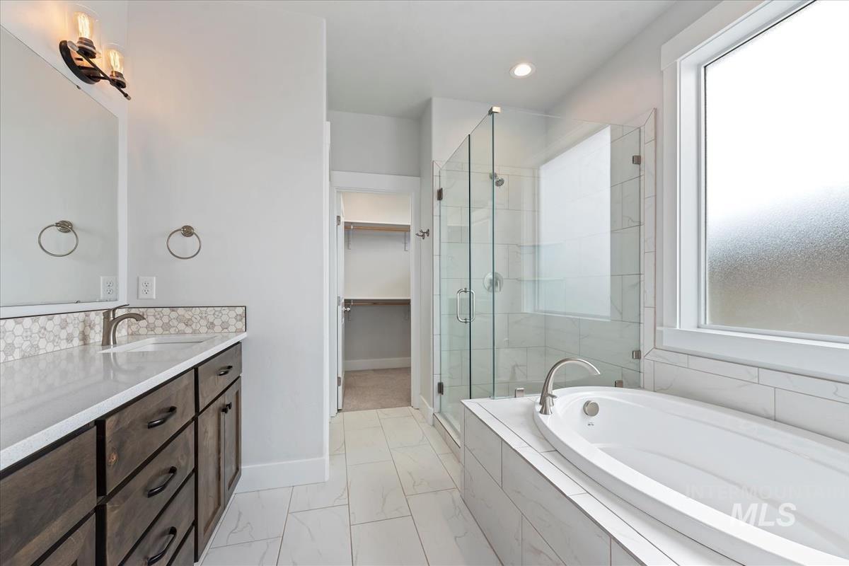 19322 N Shepherds Pie Pl, Boise, Idaho 83714, 4 Bedrooms, 3 Bathrooms, Residential For Sale, Price $648,000,MLS 98968991