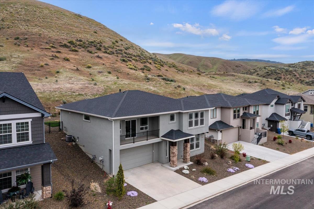 19322 N Shepherds Pie Pl, Boise, Idaho 83714, 4 Bedrooms, 3 Bathrooms, Residential For Sale, Price $648,000,MLS 98968991