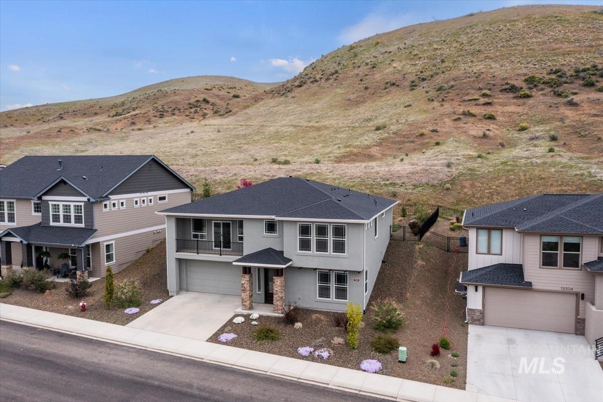 19322 N Shepherds Pie Pl, Boise, Idaho 83714, 4 Bedrooms, 3 Bathrooms, Residential For Sale, Price $648,000,MLS 98968991