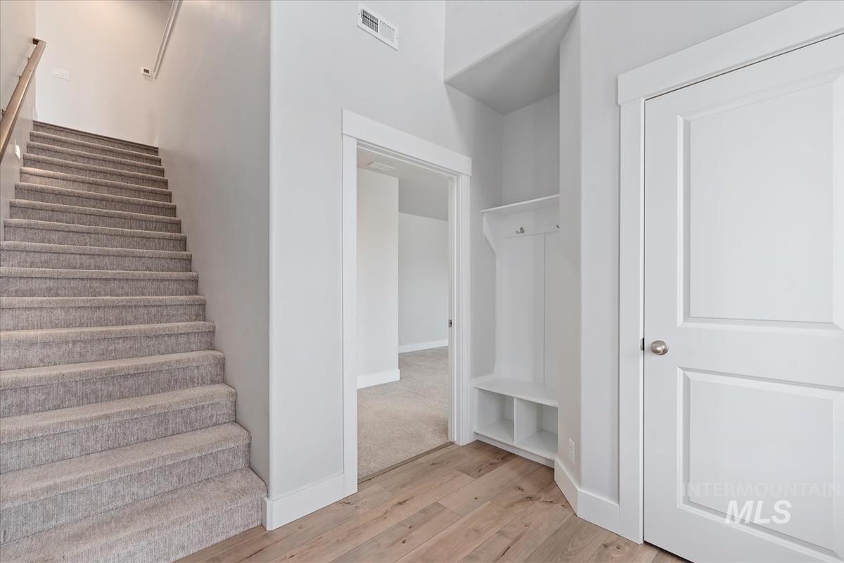 19322 N Shepherds Pie Pl, Boise, Idaho 83714, 4 Bedrooms, 3 Bathrooms, Residential For Sale, Price $648,000,MLS 98968991