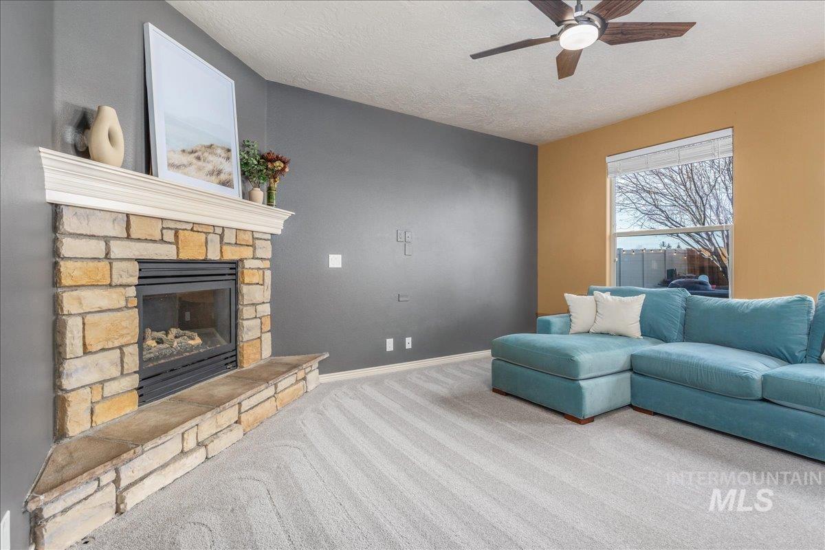 2915 S Nephrite Way, Meridian, Idaho 83642-3165, 4 Bedrooms, 2.5 Bathrooms, Residential For Sale, Price $570,000,MLS 98968997