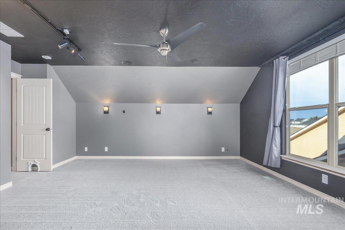 2915 S Nephrite Way, Meridian, Idaho 83642-3165, 4 Bedrooms, 2.5 Bathrooms, Residential For Sale, Price $570,000,MLS 98968997