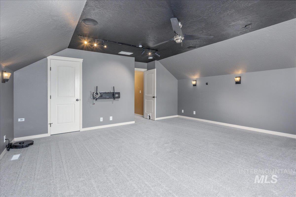 2915 S Nephrite Way, Meridian, Idaho 83642-3165, 4 Bedrooms, 2.5 Bathrooms, Residential For Sale, Price $570,000,MLS 98968997