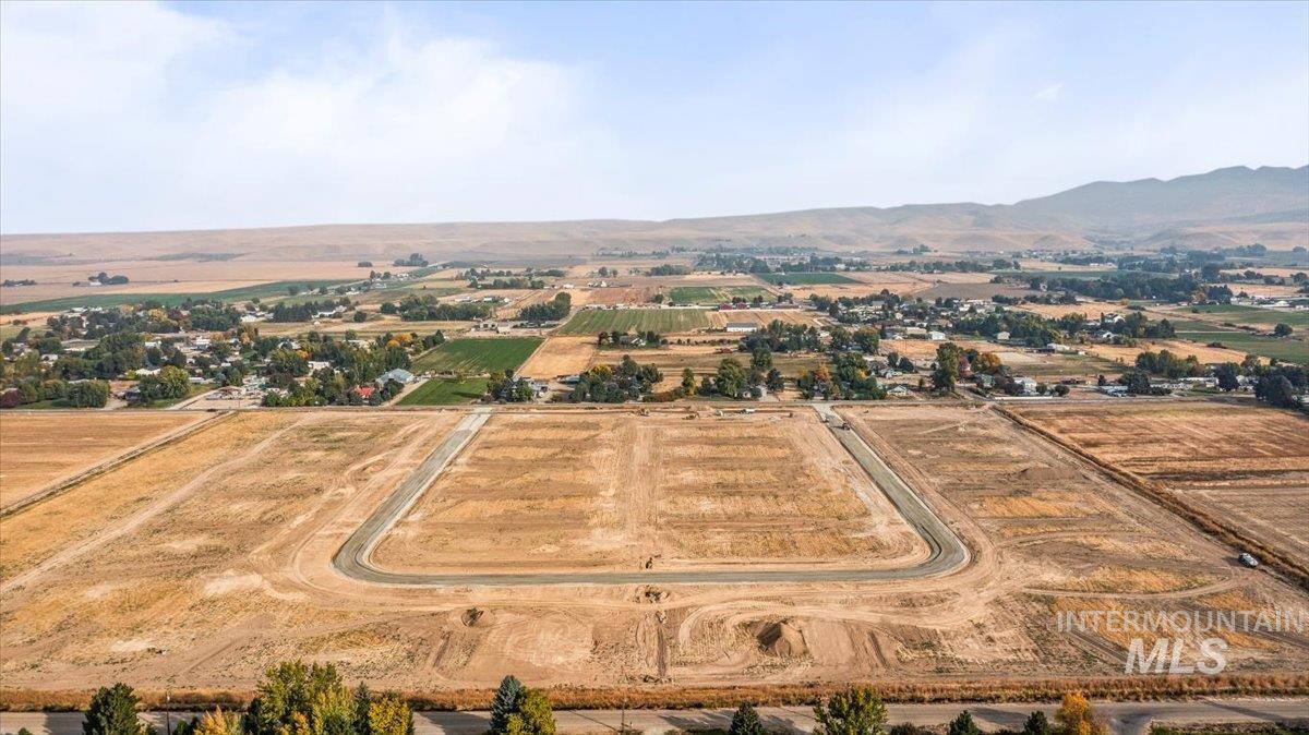 Lot 1 Neil Rd, Emmett, Idaho 83617, Land For Sale, Price $200,000,MLS 98969000
