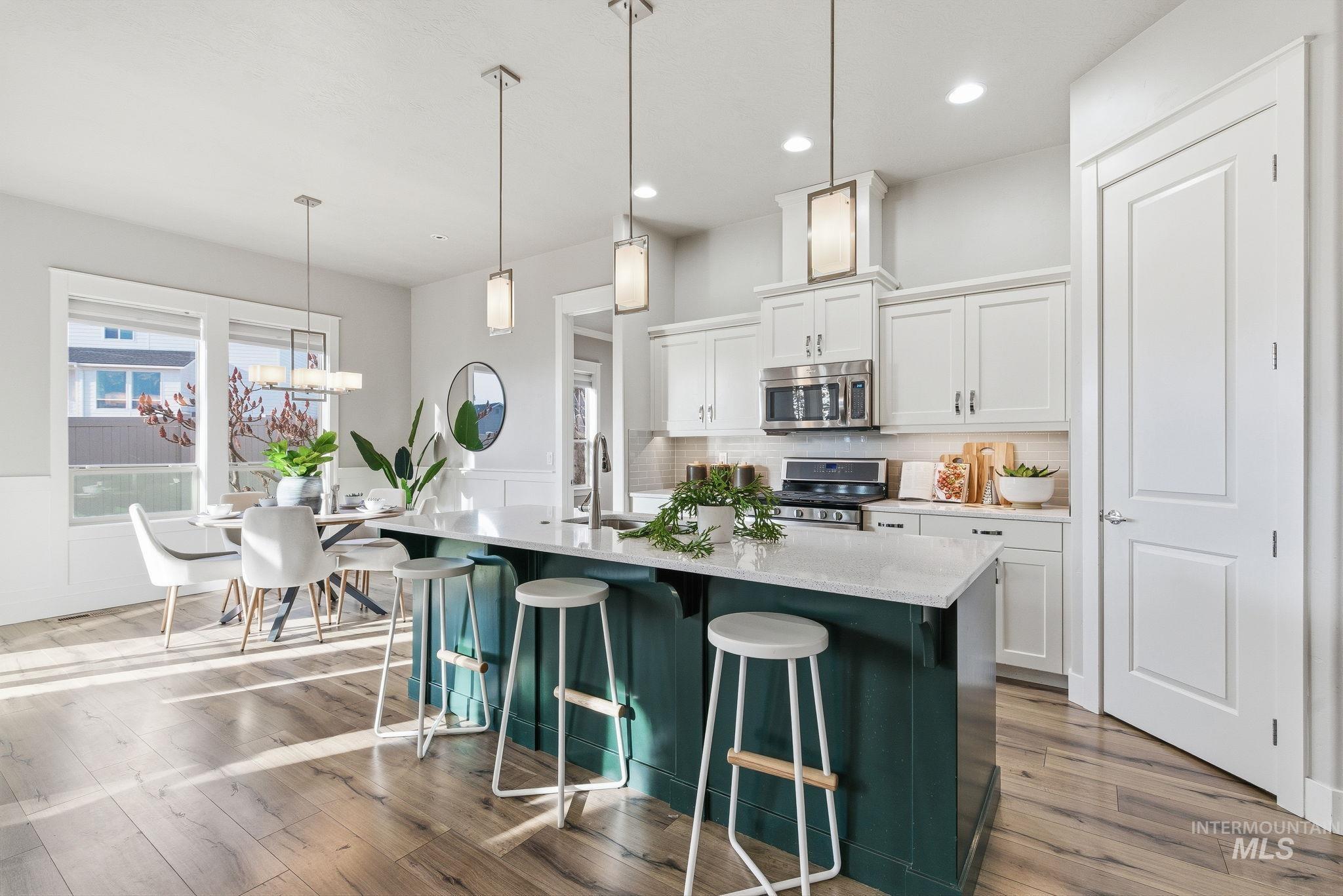 3179 N Cherry Laurel Way, Star, Idaho 83669, 3 Bedrooms, 2 Bathrooms, Residential For Sale, Price $545,000,MLS 98969006