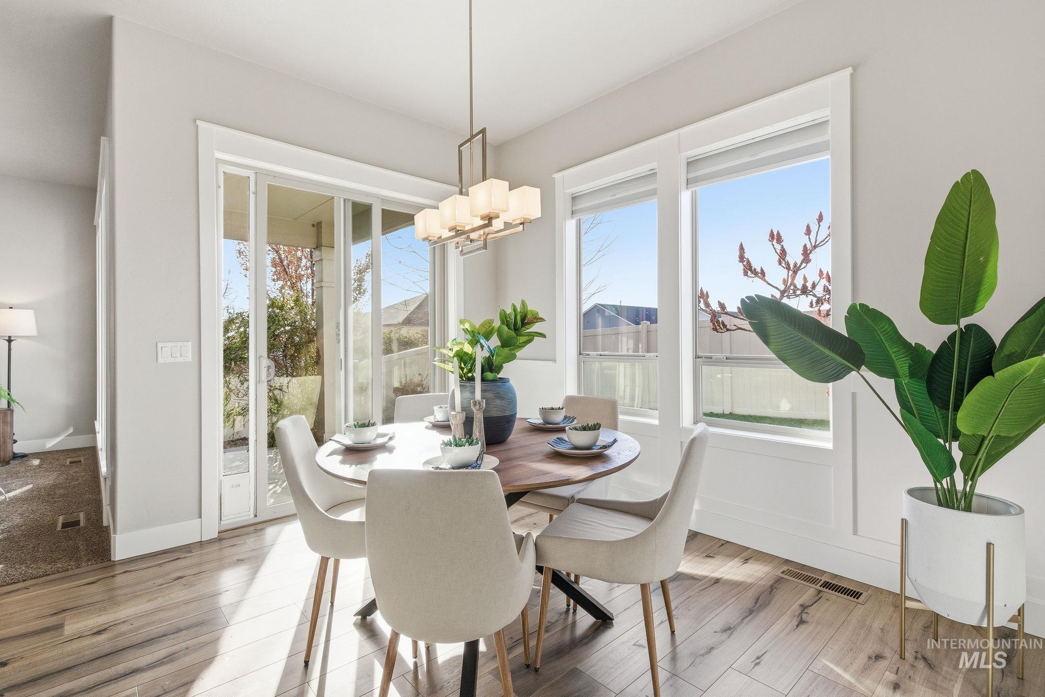 3179 N Cherry Laurel Way, Star, Idaho 83669, 3 Bedrooms, 2 Bathrooms, Residential For Sale, Price $545,000,MLS 98969006