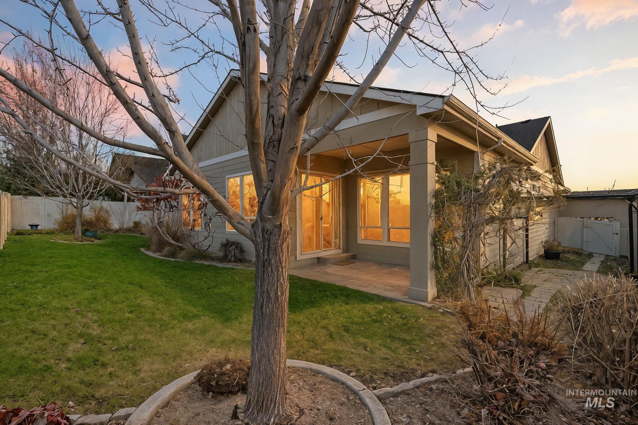 3179 N Cherry Laurel Way, Star, Idaho 83669, 3 Bedrooms, 2 Bathrooms, Residential For Sale, Price $545,000,MLS 98969006