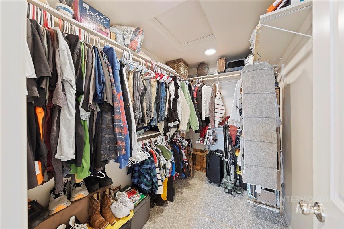 1289 Sundog Ave, Middleton, Idaho 83644, 3 Bedrooms, 2 Bathrooms, Residential For Sale, Price $439,900,MLS 98969014