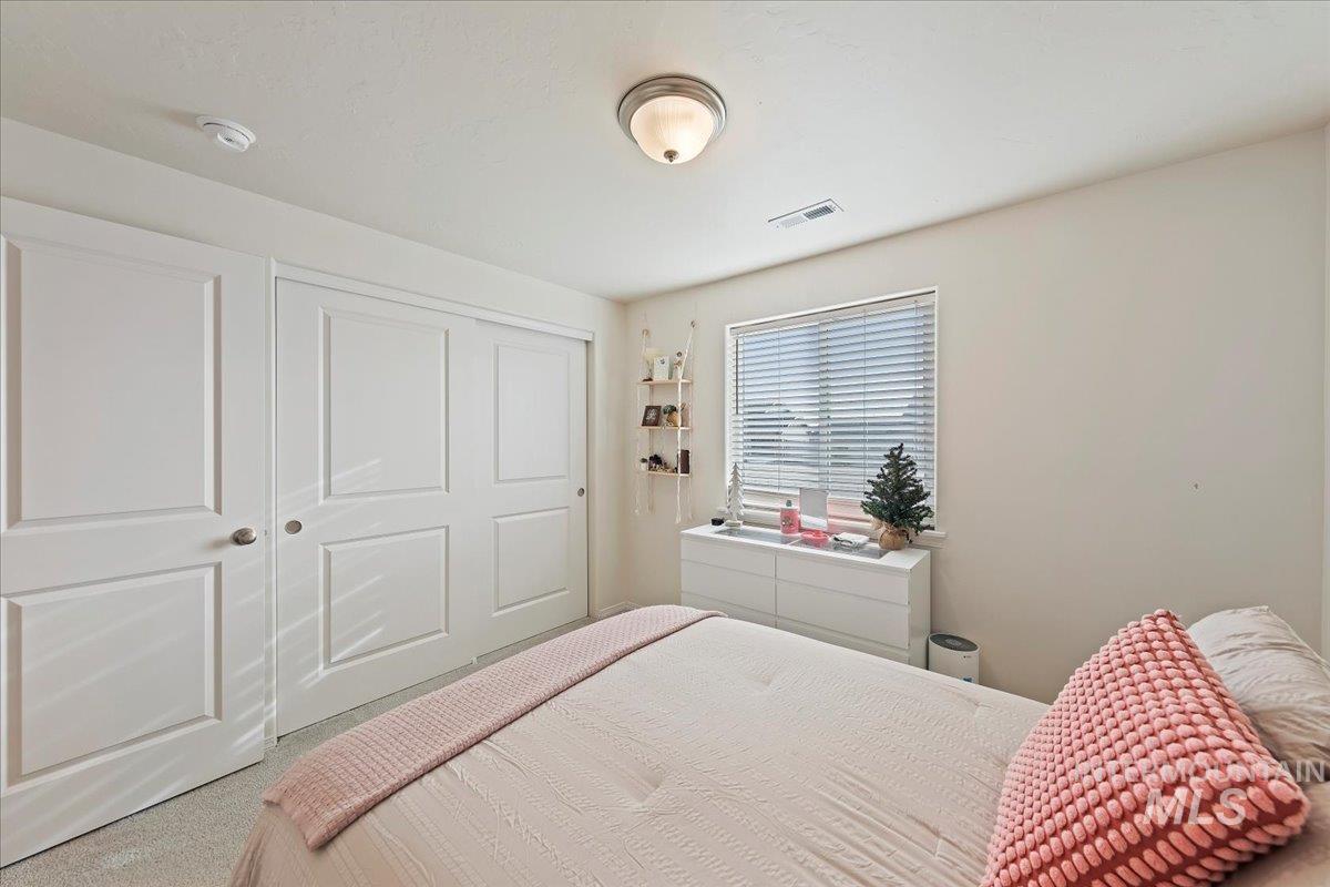 1289 Sundog Ave, Middleton, Idaho 83644, 3 Bedrooms, 2 Bathrooms, Residential For Sale, Price $439,900,MLS 98969014