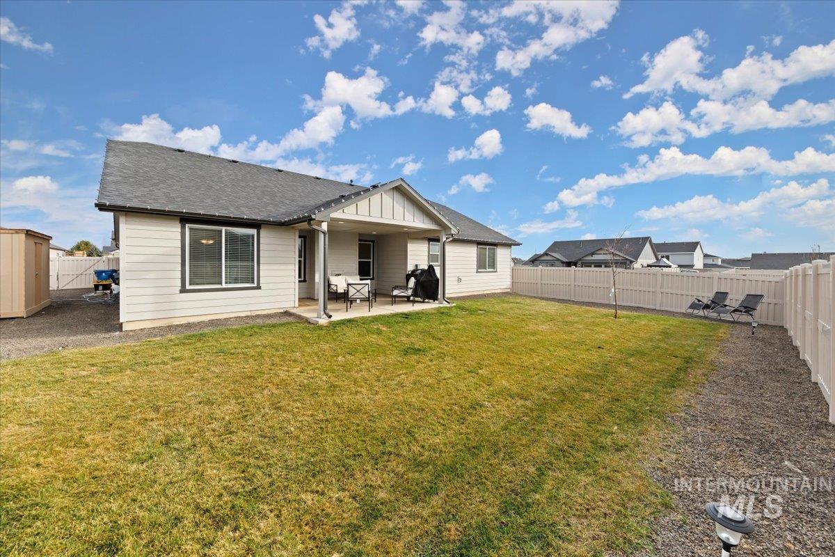 1289 Sundog Ave, Middleton, Idaho 83644, 3 Bedrooms, 2 Bathrooms, Residential For Sale, Price $439,900,MLS 98969014