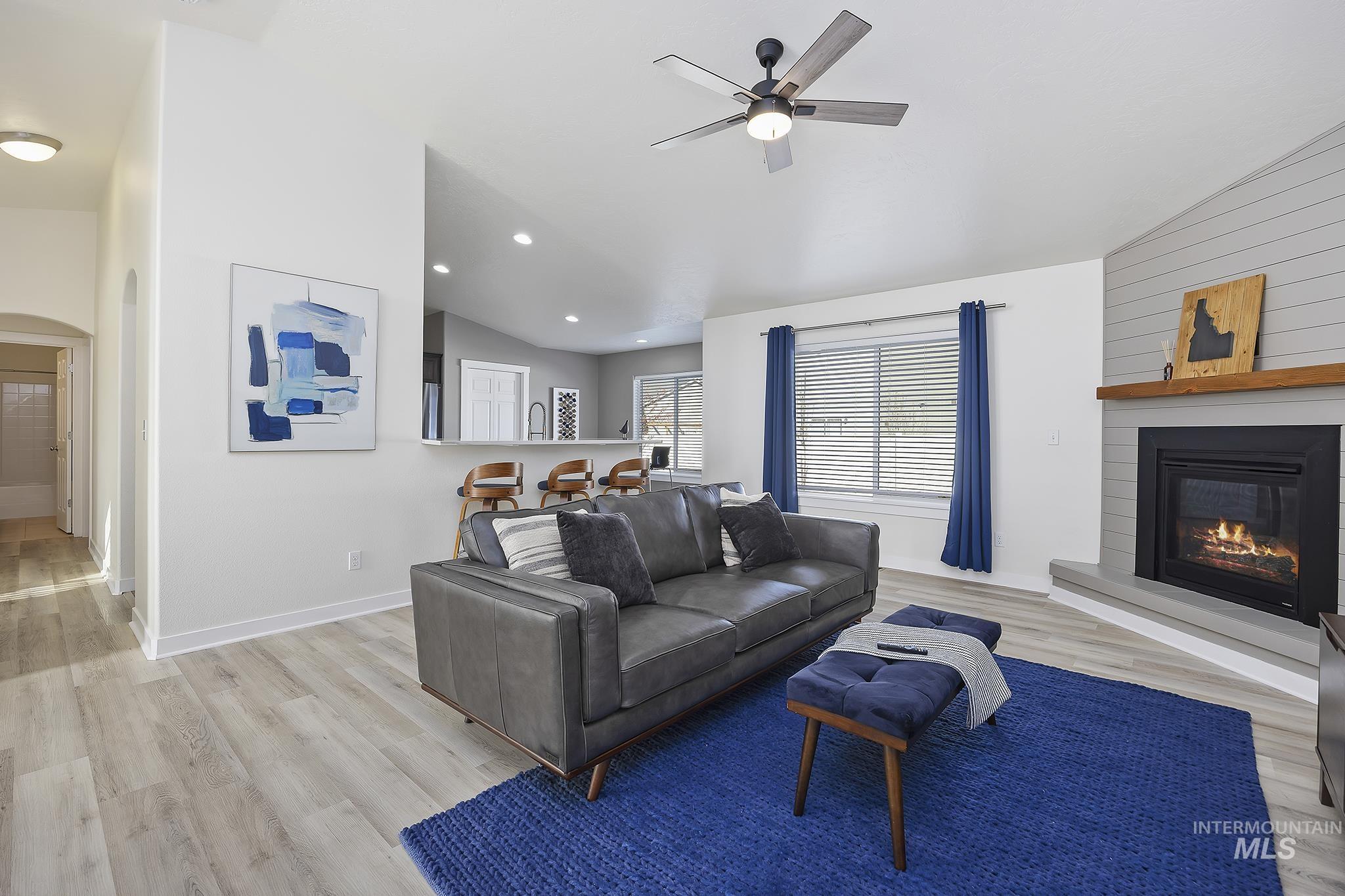 234 Canyon Crest Dr W, Twin Falls, Idaho 83301, 4 Bedrooms, 3 Bathrooms, Residential For Sale, Price $490,000,MLS 98969018