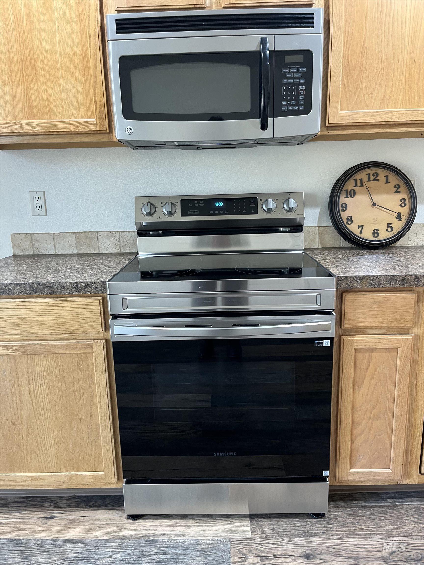 16535 Chino Ave, Caldwell, Idaho 83607-5314, 3 Bedrooms, 2 Bathrooms, Residential For Sale, Price $329,900,MLS 98969019