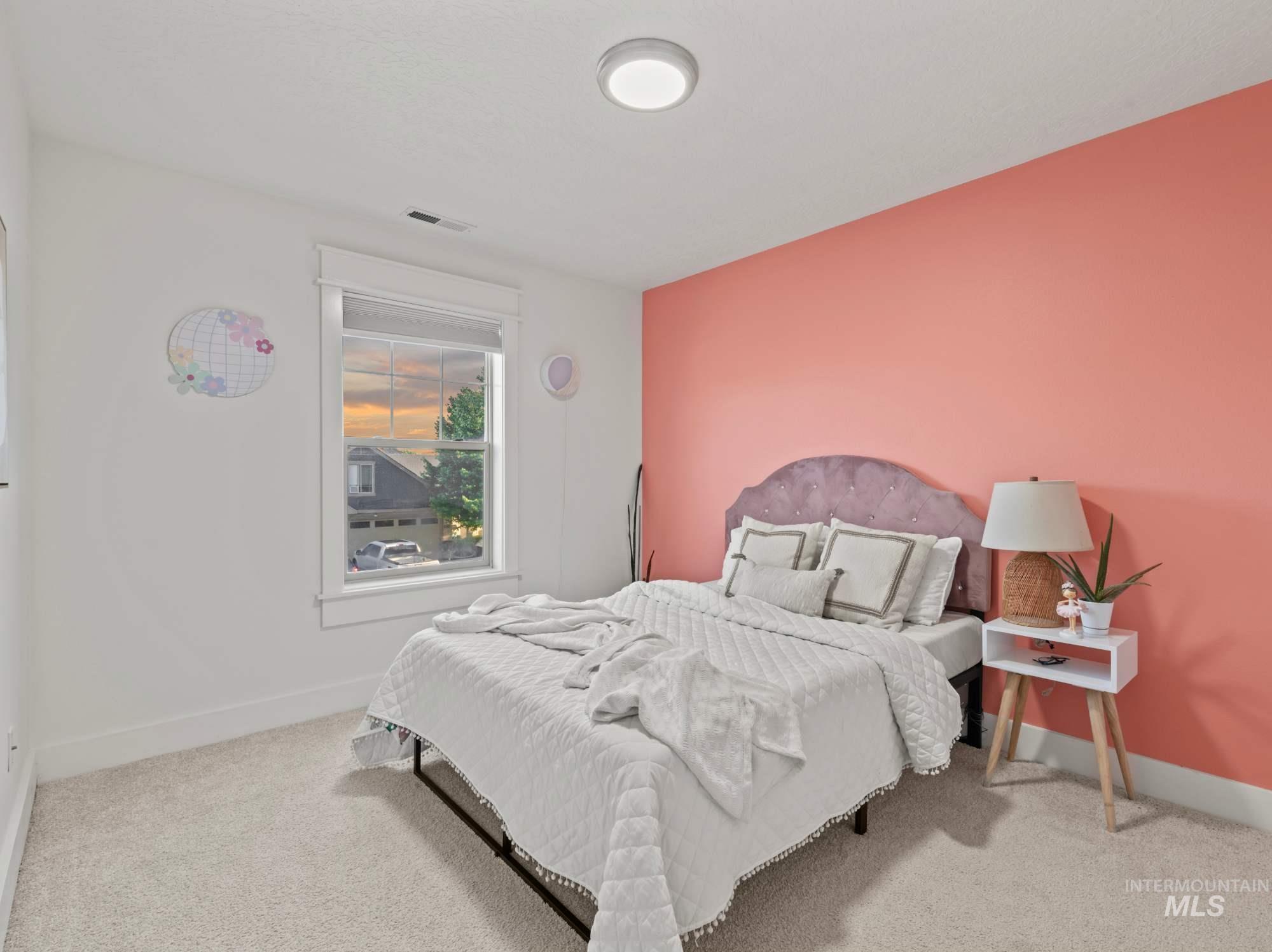 1328 W Cobblefield St., Meridian, Idaho 83646, 4 Bedrooms, 2.5 Bathrooms, Residential For Sale, Price $477,000,MLS 98969020