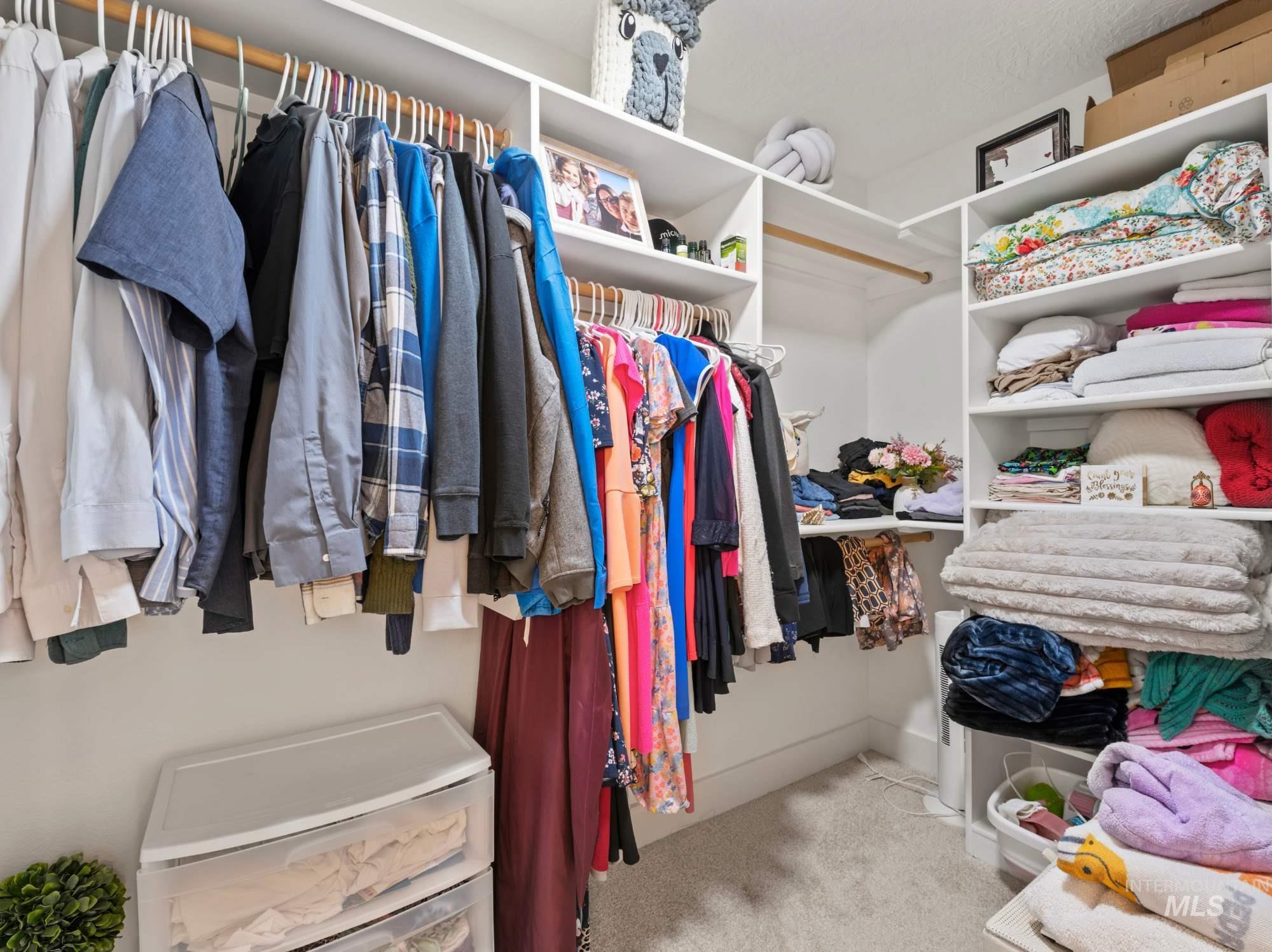 1328 W Cobblefield St., Meridian, Idaho 83646, 4 Bedrooms, 2.5 Bathrooms, Residential For Sale, Price $477,000,MLS 98969020