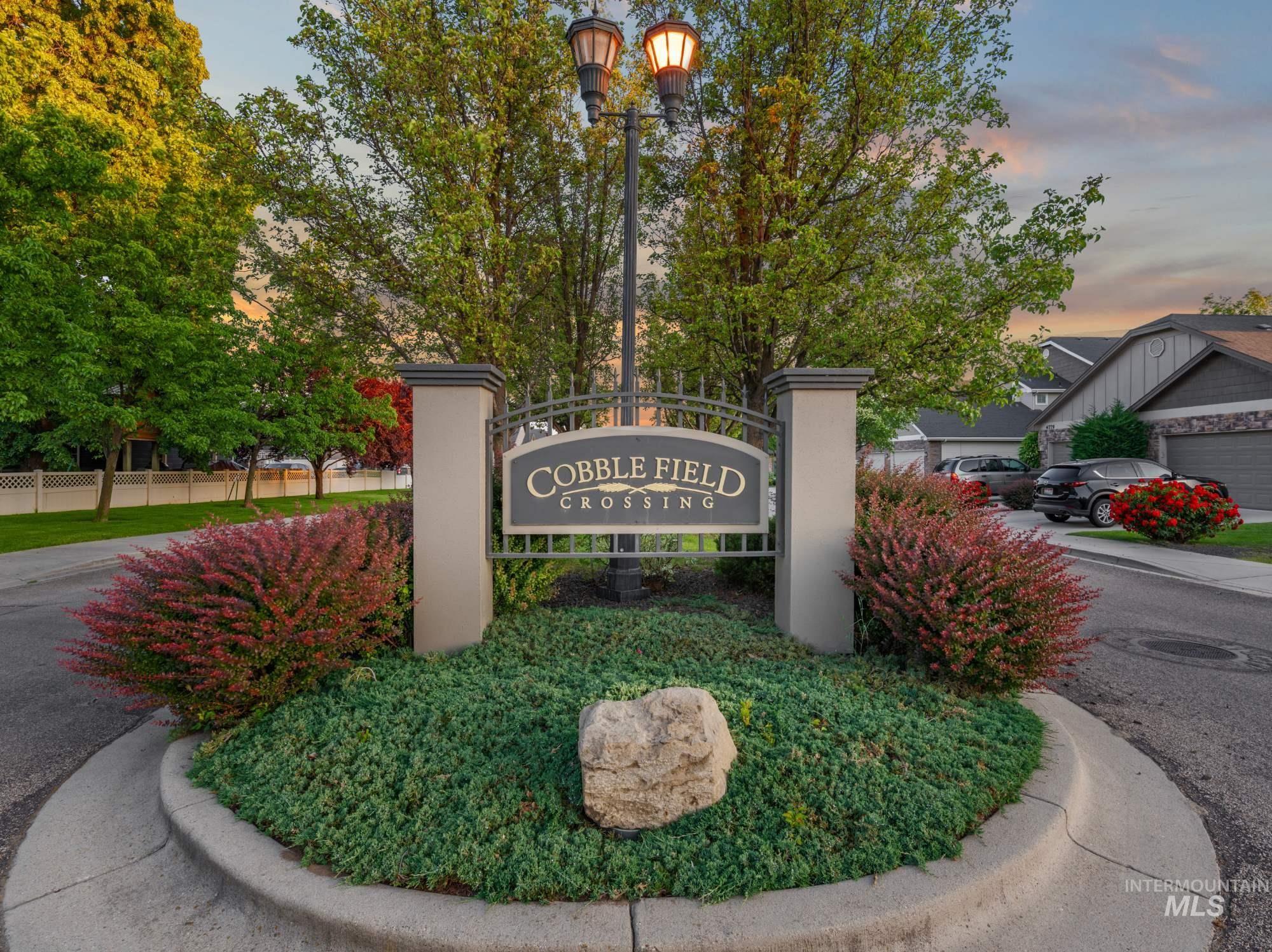 1328 W Cobblefield St., Meridian, Idaho 83646, 4 Bedrooms, 2.5 Bathrooms, Residential For Sale, Price $477,000,MLS 98969020