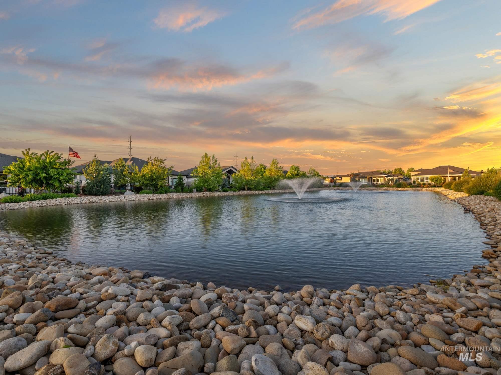 1328 W Cobblefield St., Meridian, Idaho 83646, 4 Bedrooms, 2.5 Bathrooms, Residential For Sale, Price $477,000,MLS 98969020